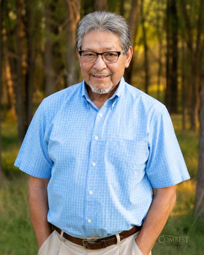 Luis Martinez's obituary image