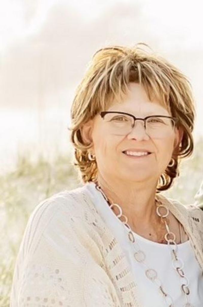 Becky Sue Warren Profile Photo