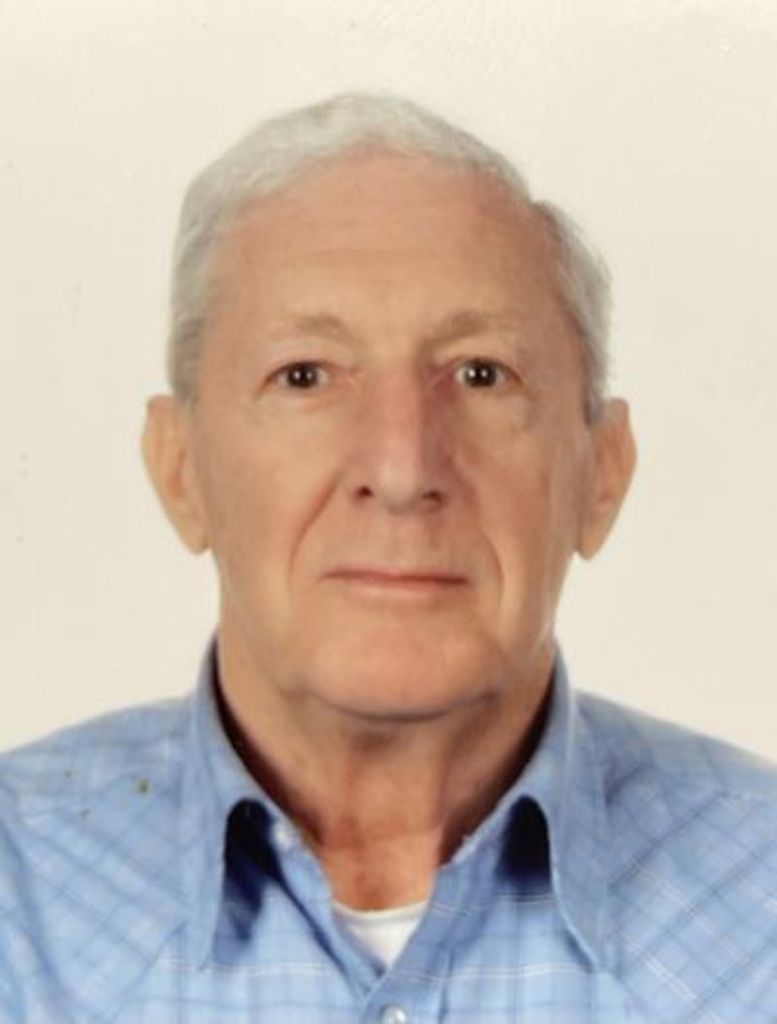 Robert Anthony Lapiana Profile Photo