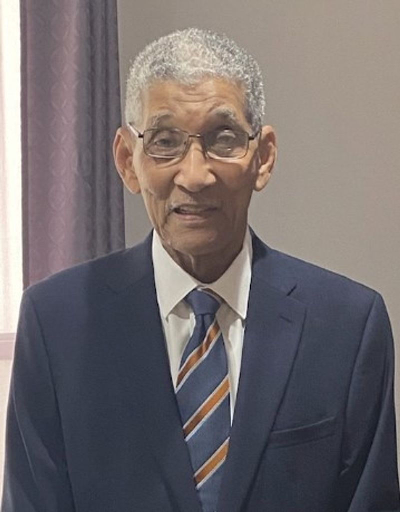 Carlos Martinez Profile Photo