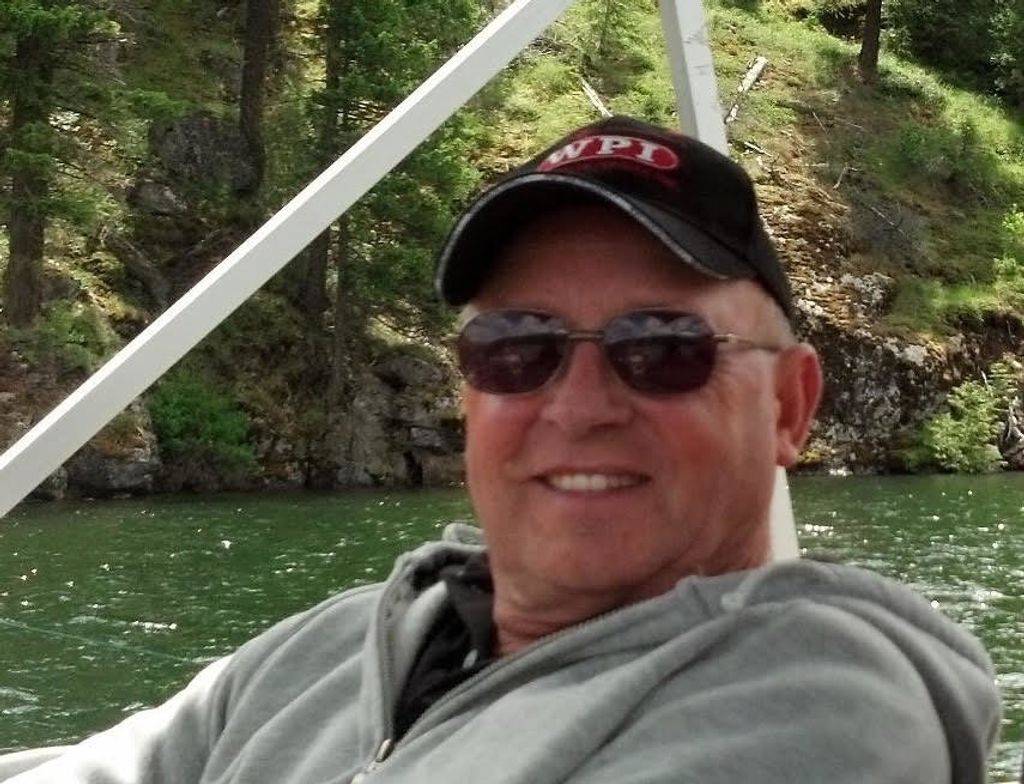 Michael Bruce Russell Profile Photo