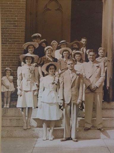 Bertha M. Kleis photo gallery thumbnail 4 of 12