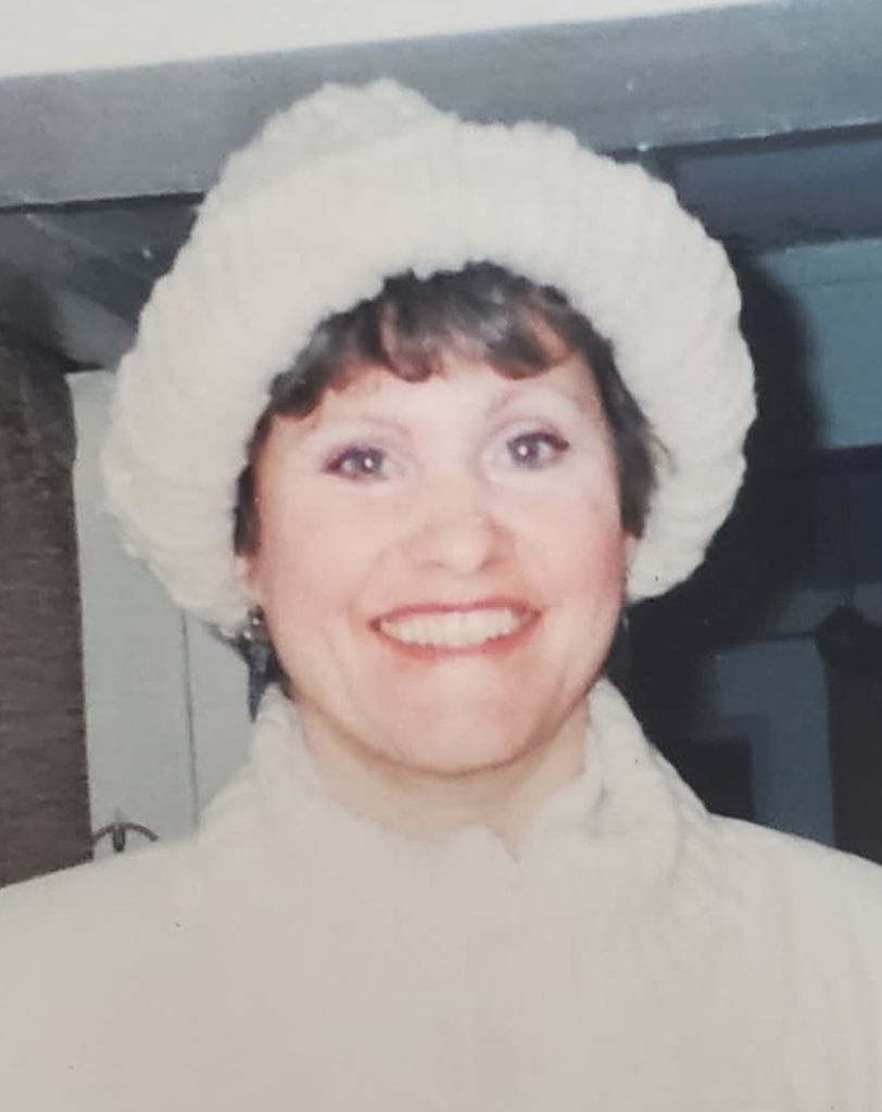 Kim Mackin Profile Photo