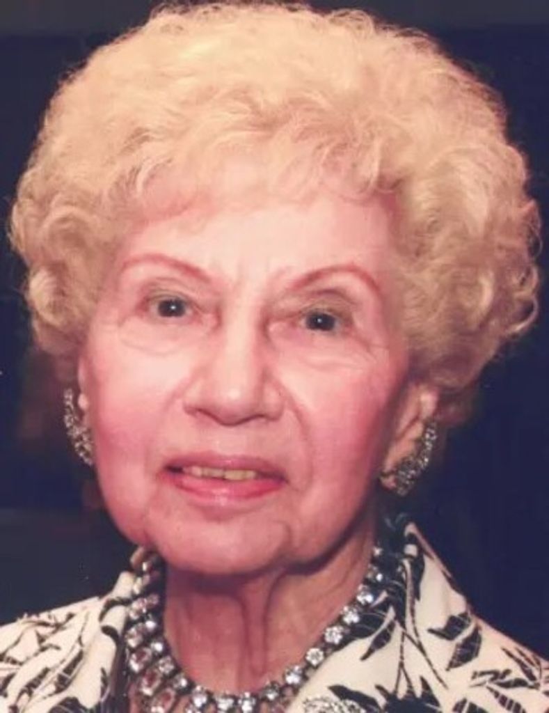 Lillian "Lili" Knapp Profile Photo