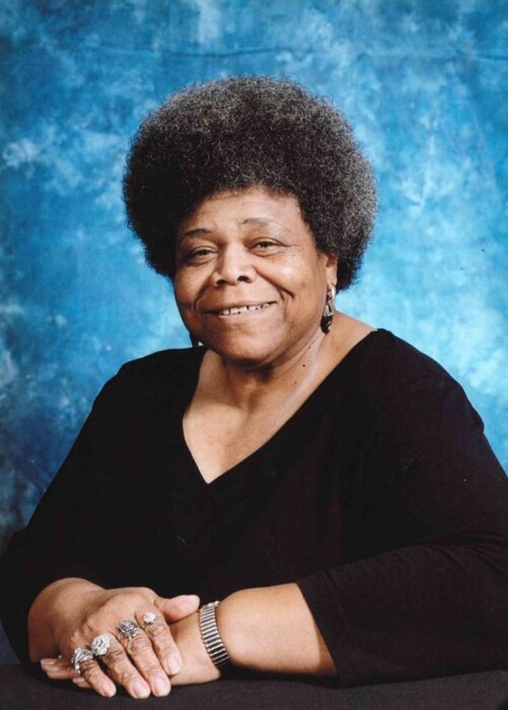 Evelyn Houston