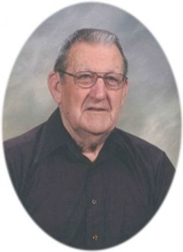 Bob Reynolds photo gallery thumbnail 1 of 1