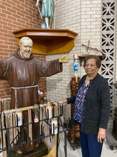 Maria D Avila photo gallery thumbnail 42 of 85