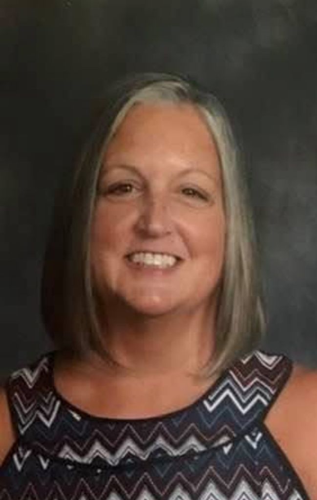 Jennifer Carcione Profile Photo