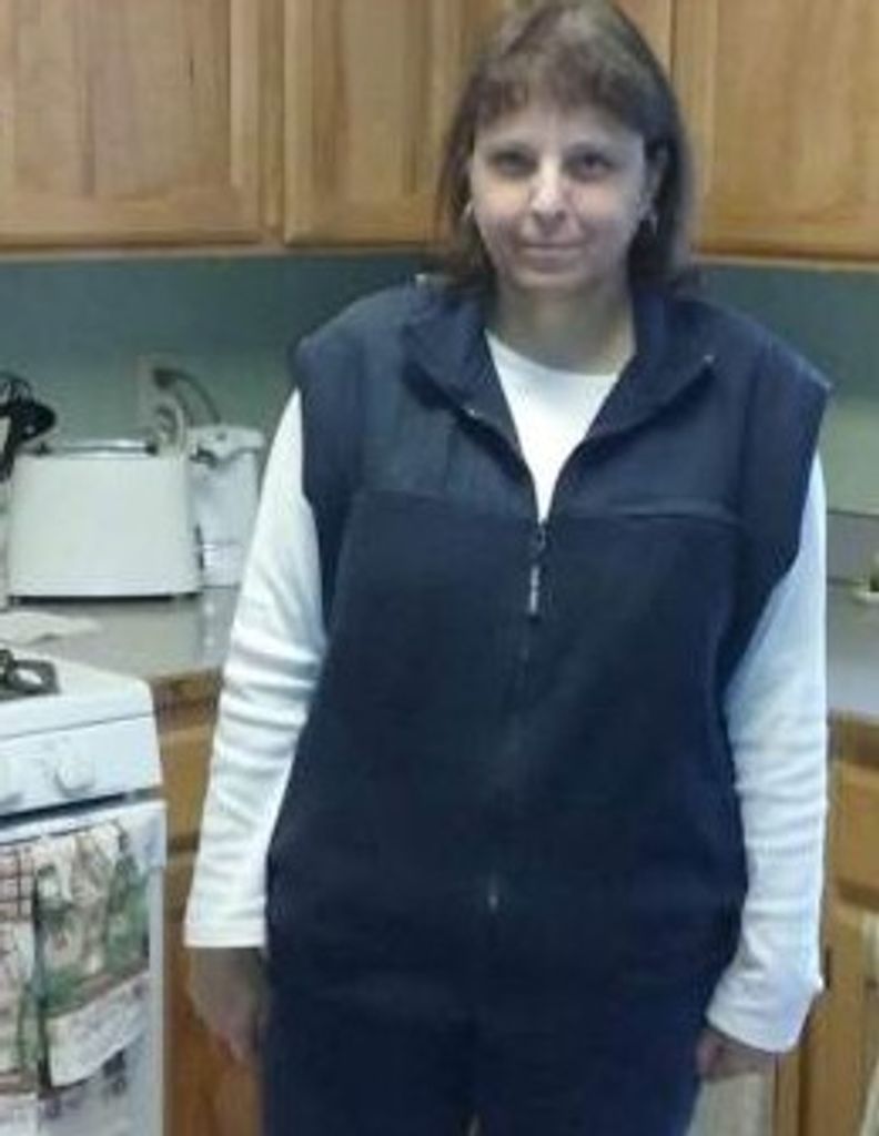 Susan "Sue" June Holtrop