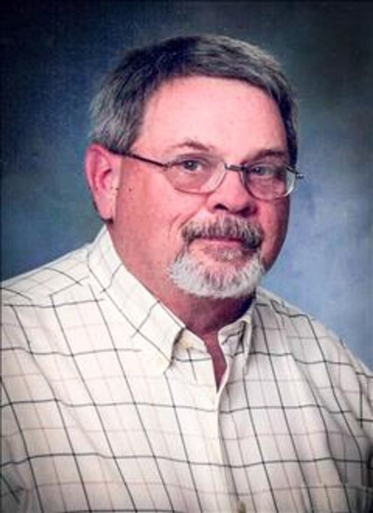 Dennis Royce Bullock Profile Photo