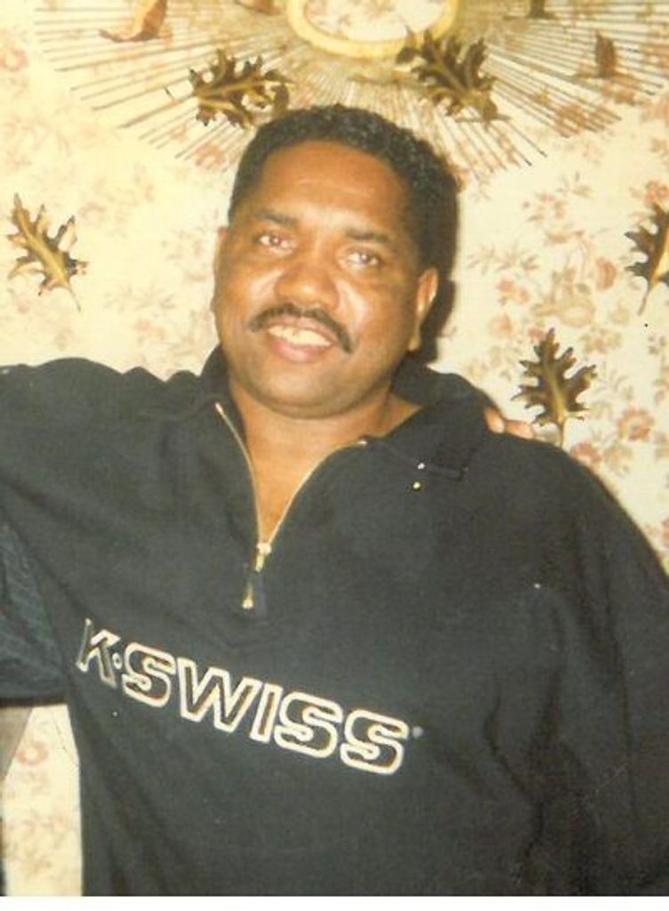 Simual Willis Garnett, Sr Profile Photo