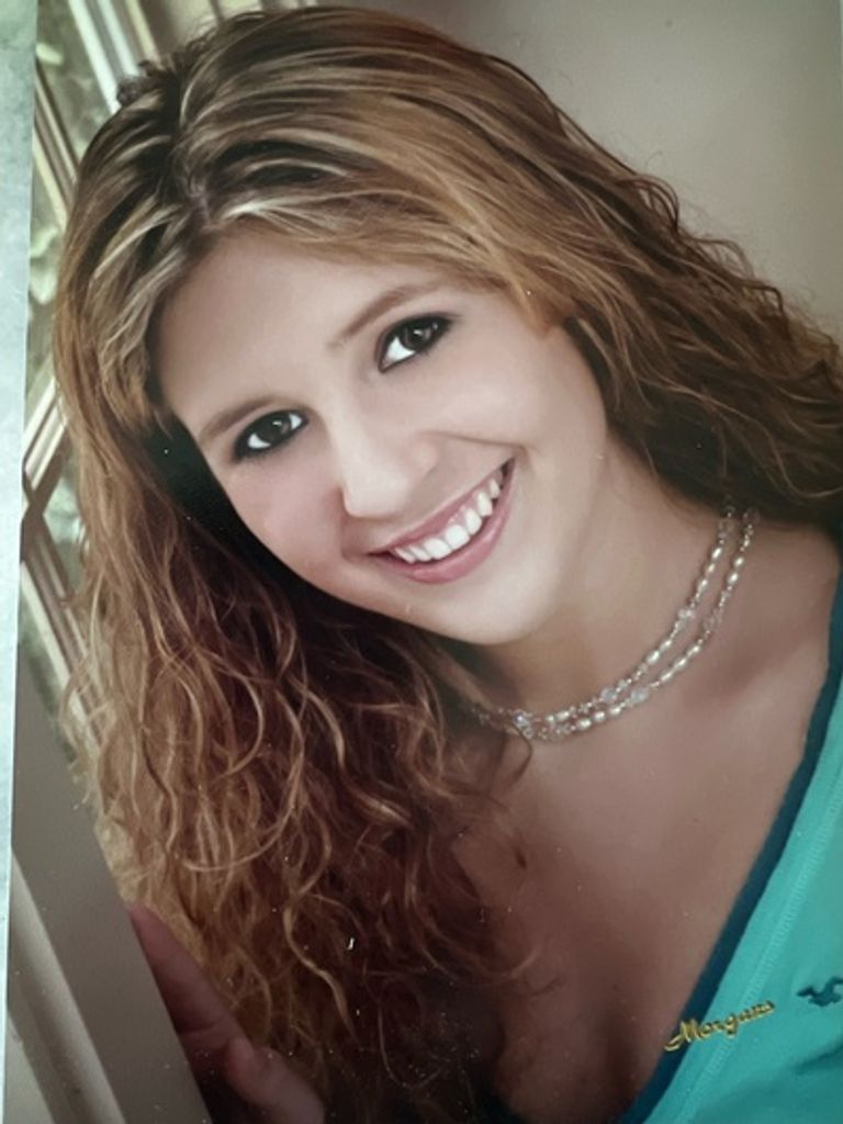 Ashley Ann Southard Schneidtmiller Profile Photo