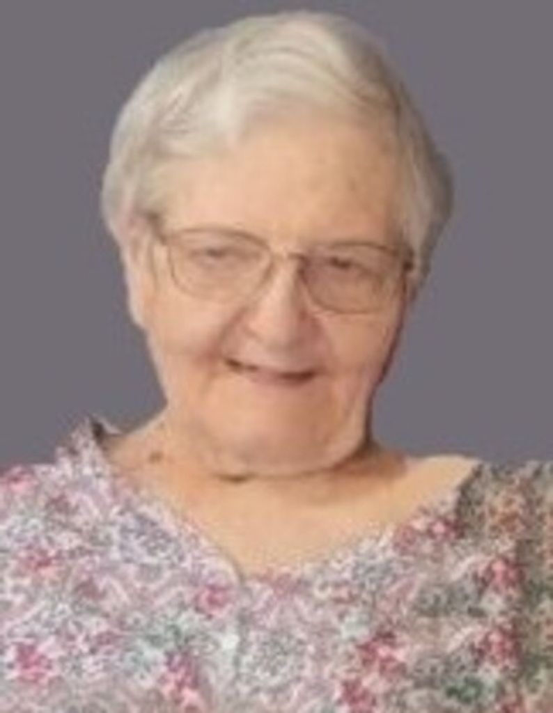 Gloria (Blume) Roos Profile Photo