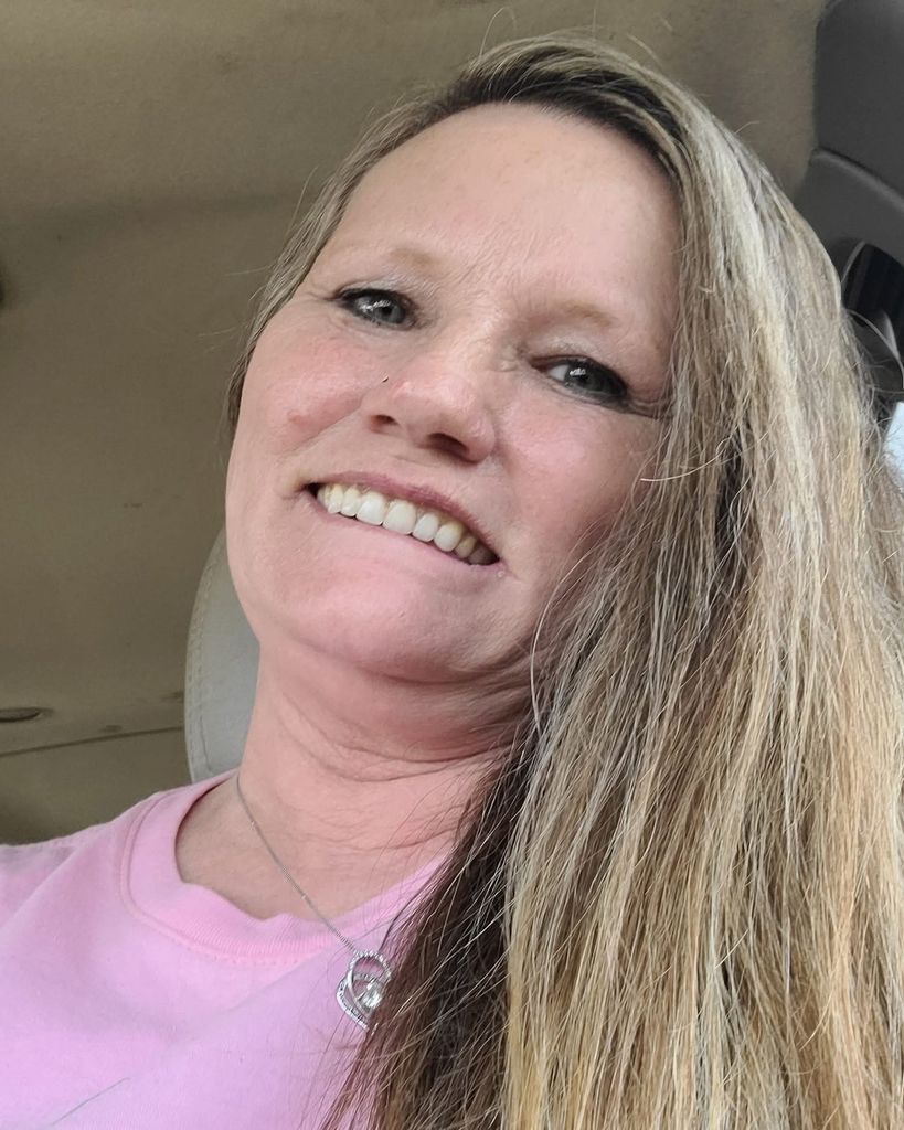 Connie Towe Profile Photo