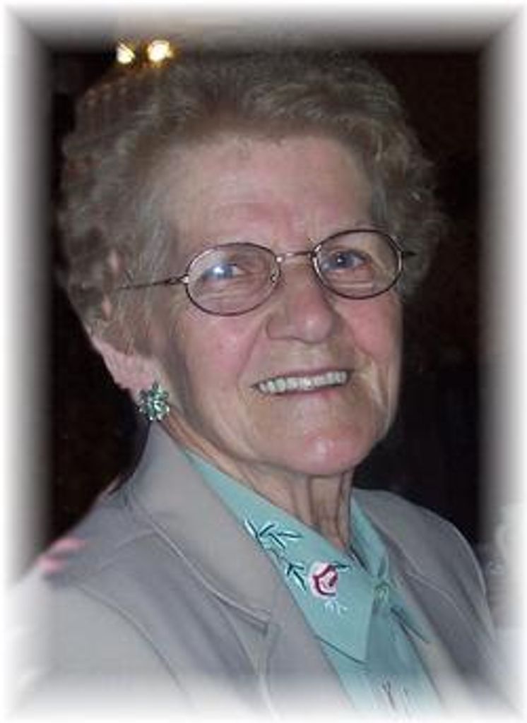 Julia Pearl Woolfrey Profile Photo