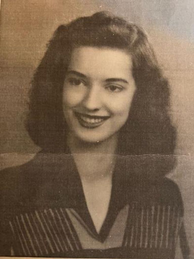 Olga J Lyons Profile Photo