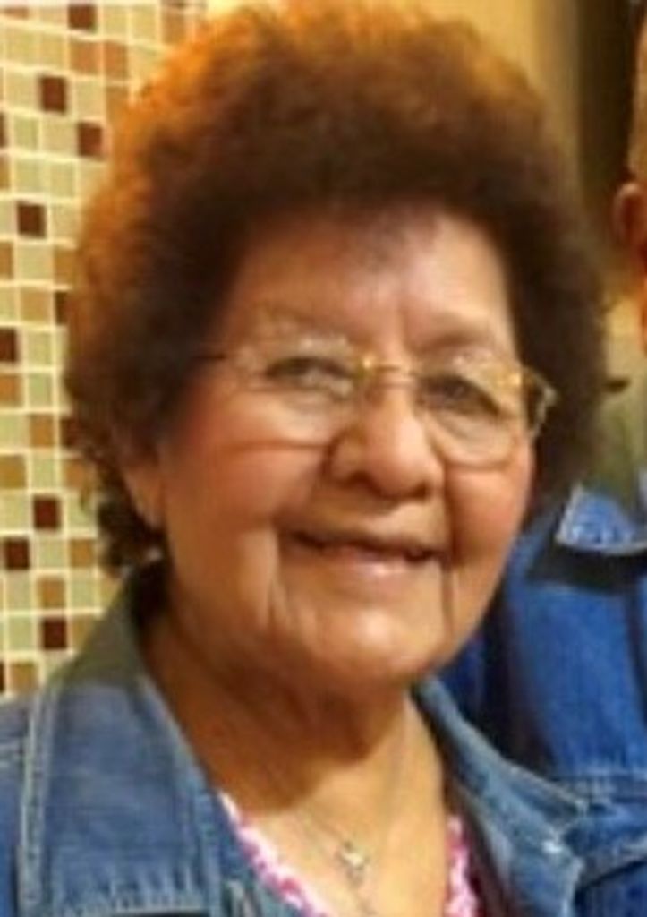 Roselyn Leonard
