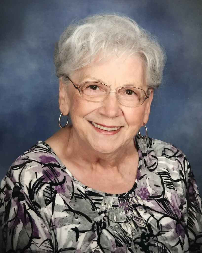 Elizabeth J. Kessens Profile Photo