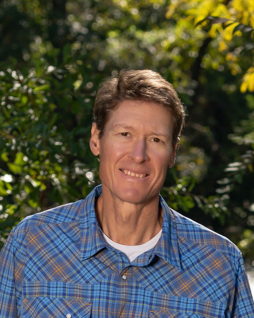 Robert "Trey" Edwin Lawyer III