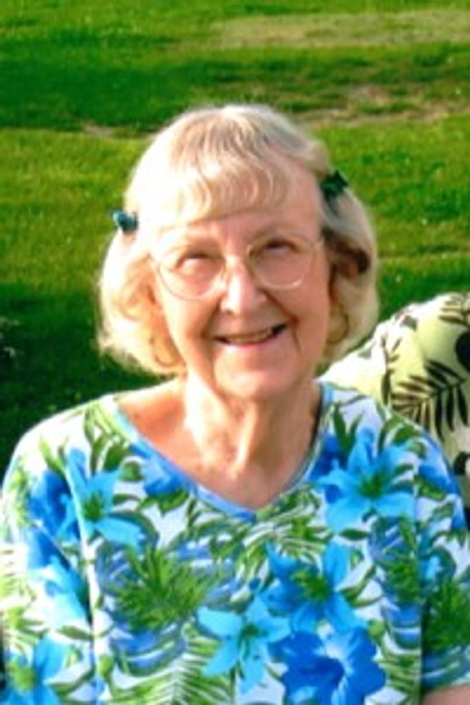 Doris  Mae Schraer