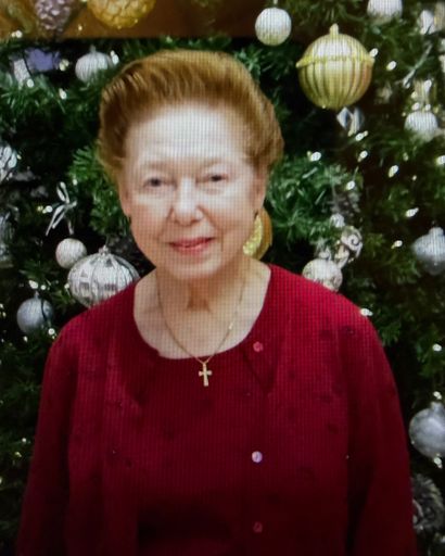 Alina J. Vadeisa's obituary image