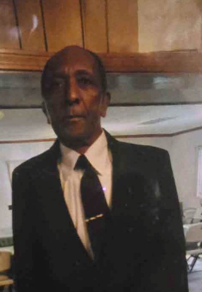 Lynwood Earl Chesson Profile Photo