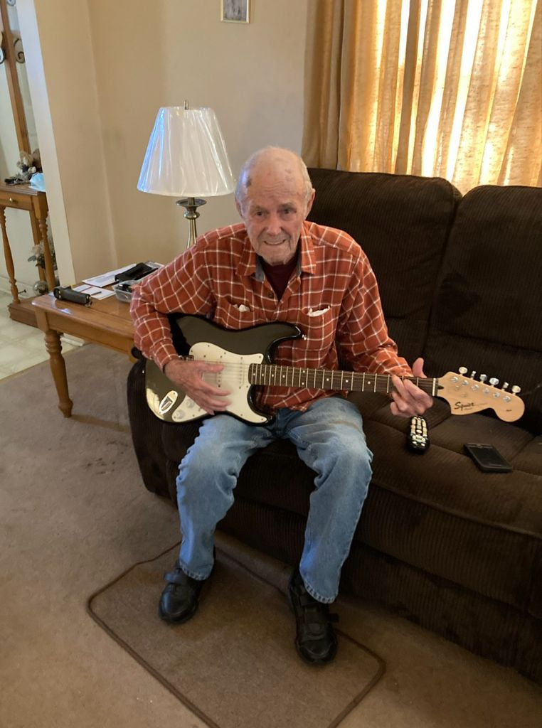 Earl Miller Profile Photo