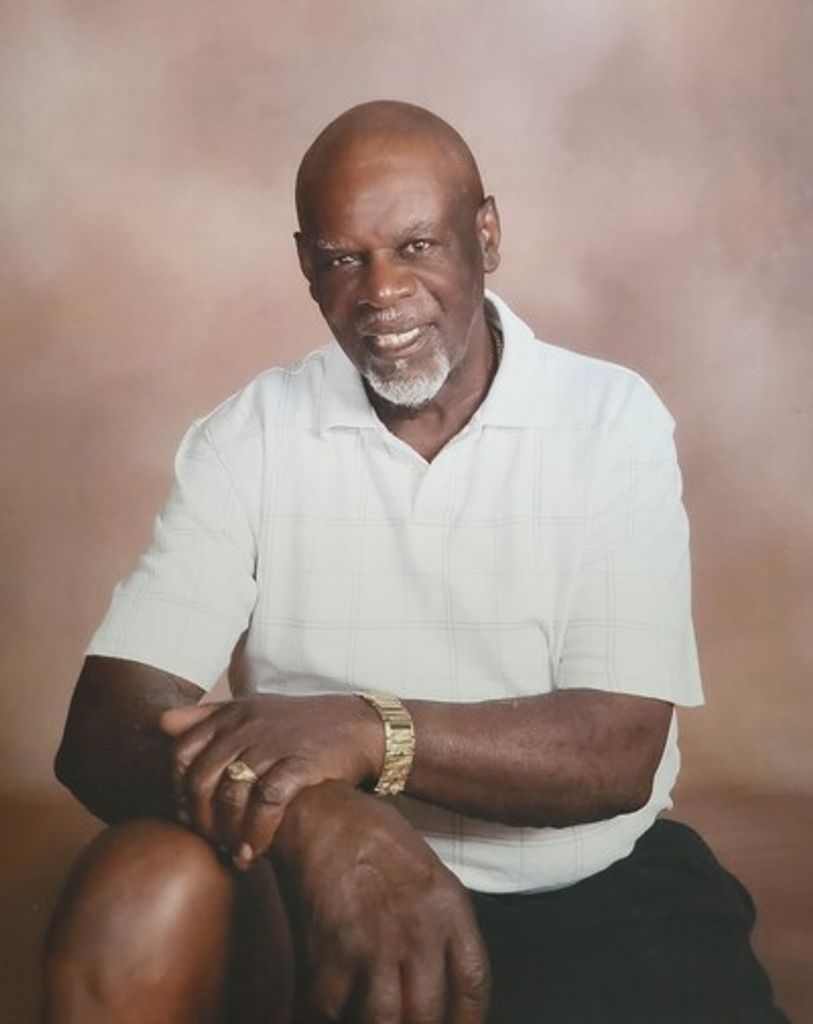 Remus Athlone Thomas Profile Photo