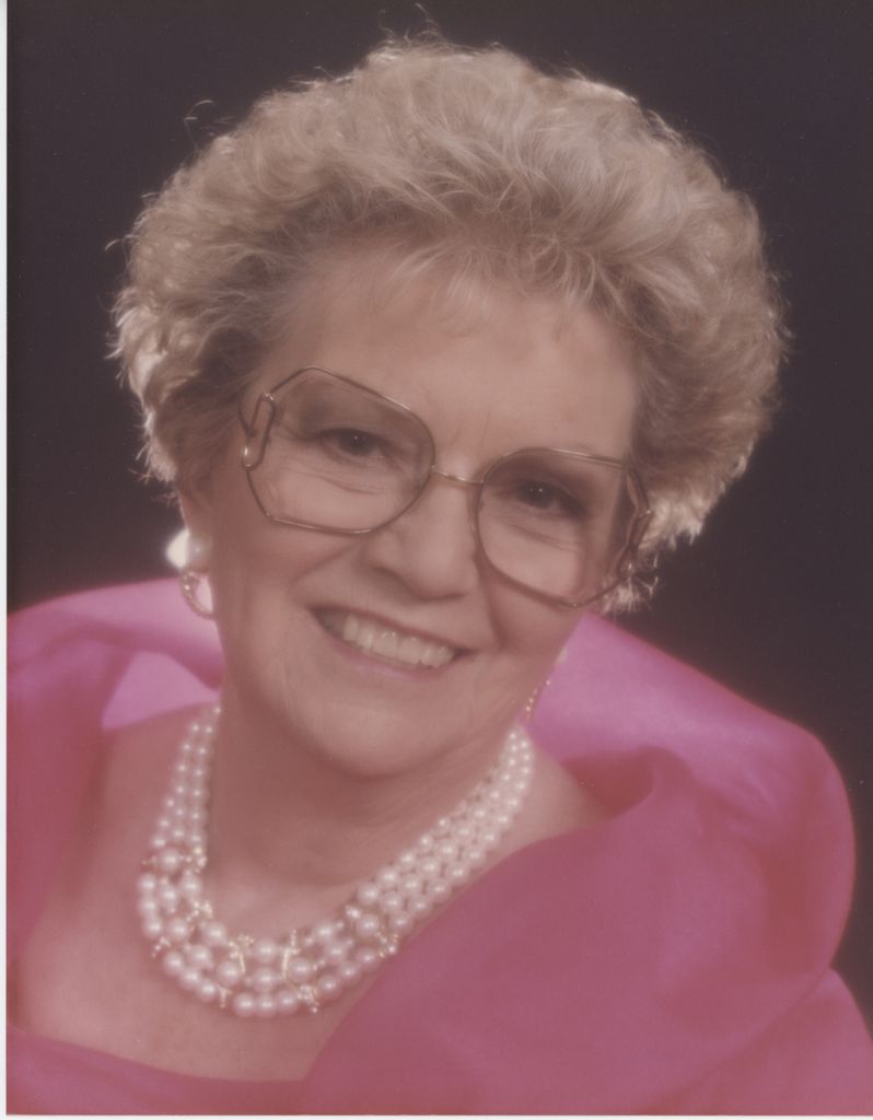 Dorine Sawyer Profile Photo