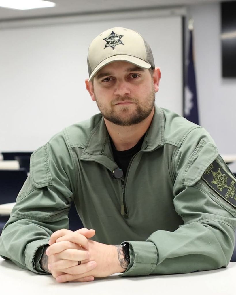Michael Wade Hendricks Profile Photo