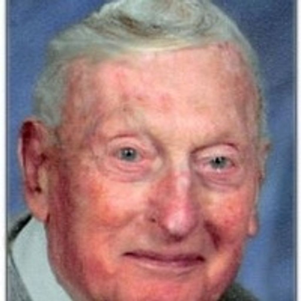 Everett Carey