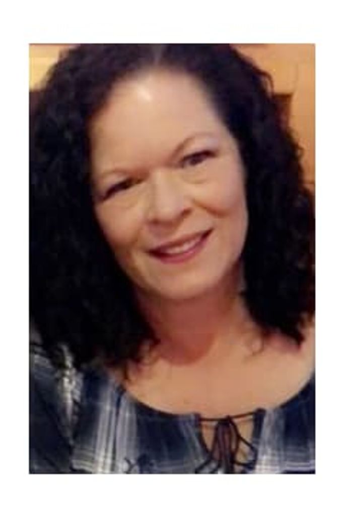 Mrs. Doris "Lynnette"  Johnson