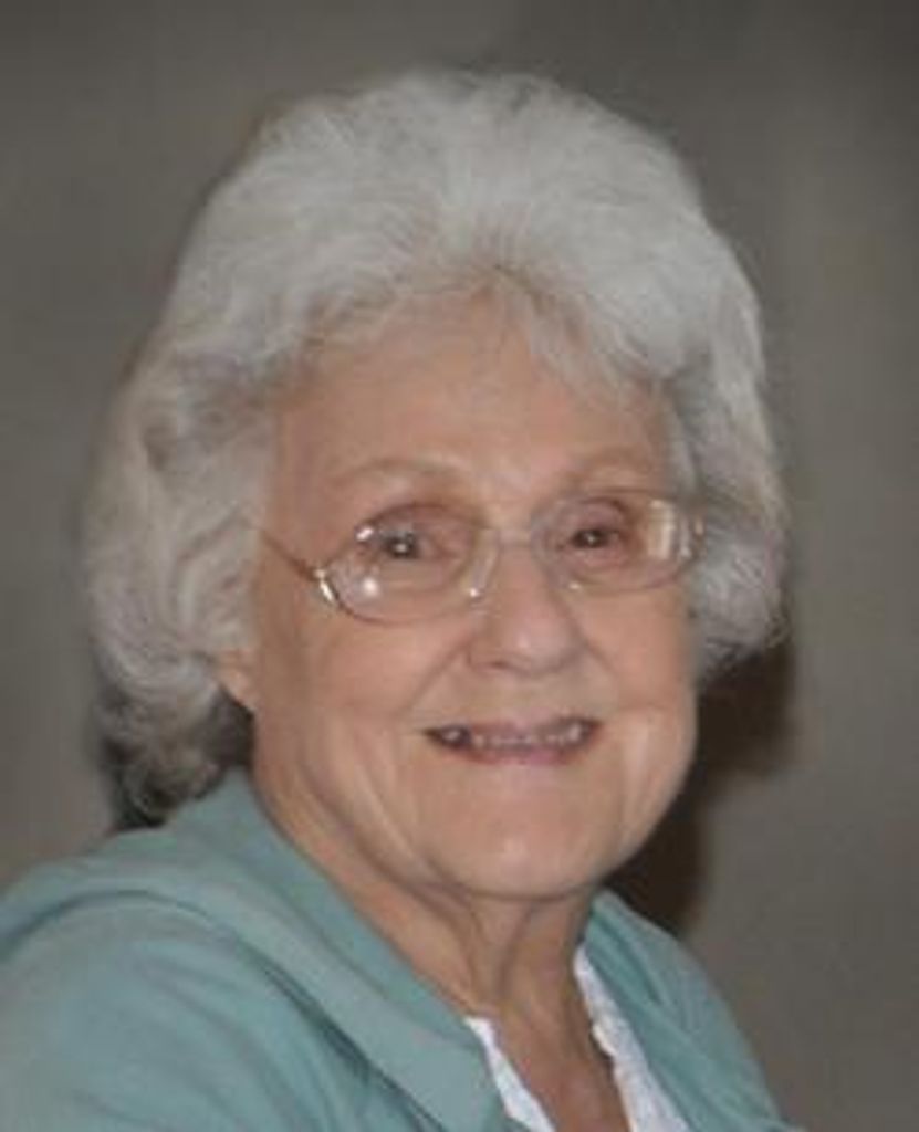 Shirley M Nelsen