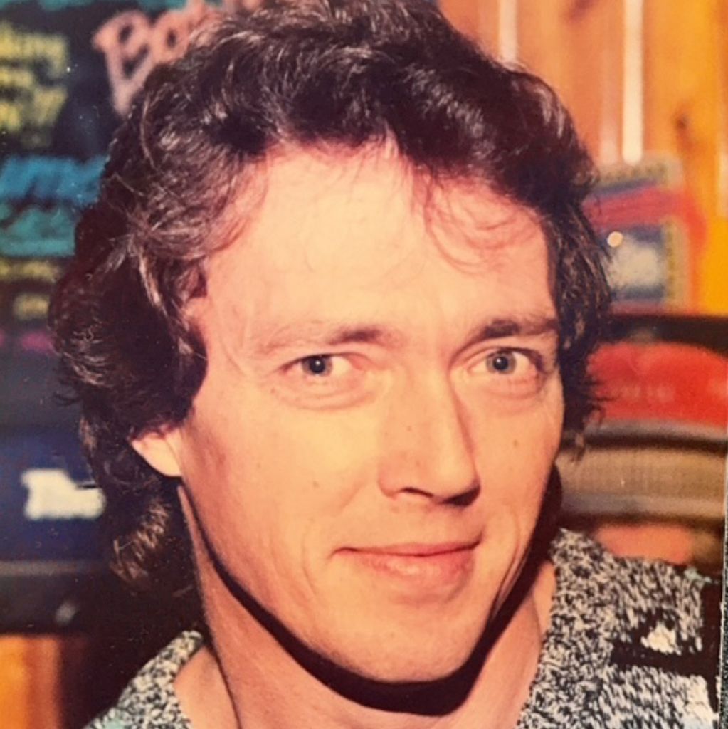 Michael Robert Benton Profile Photo