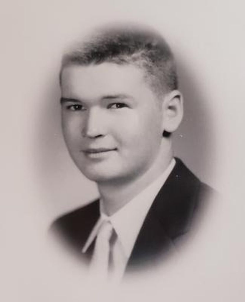 Kenneth David Gamblin Profile Photo