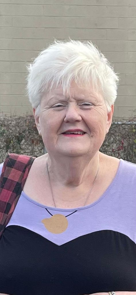 Lou Ellen Lowe Hemmings