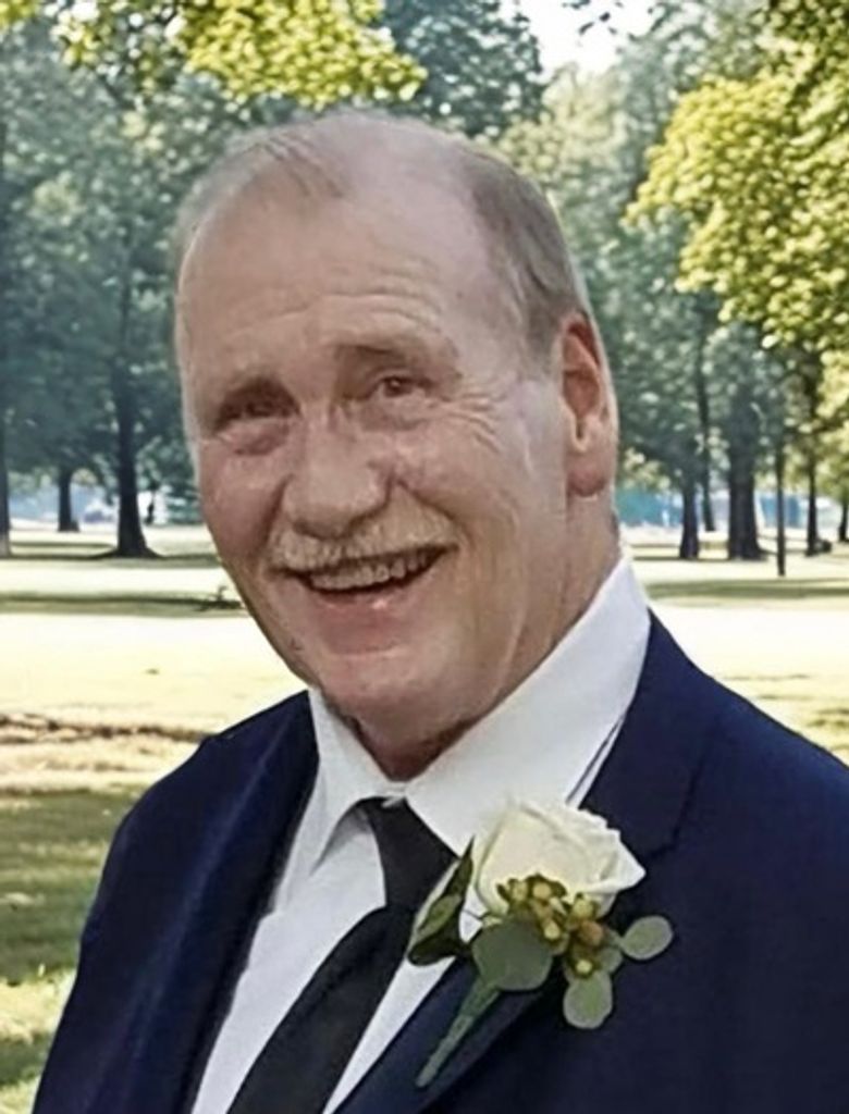 Dr. Michael J Walker Profile Photo