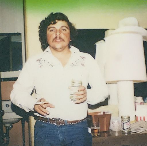 Ricardo H Davila photo gallery thumbnail 16 of 76