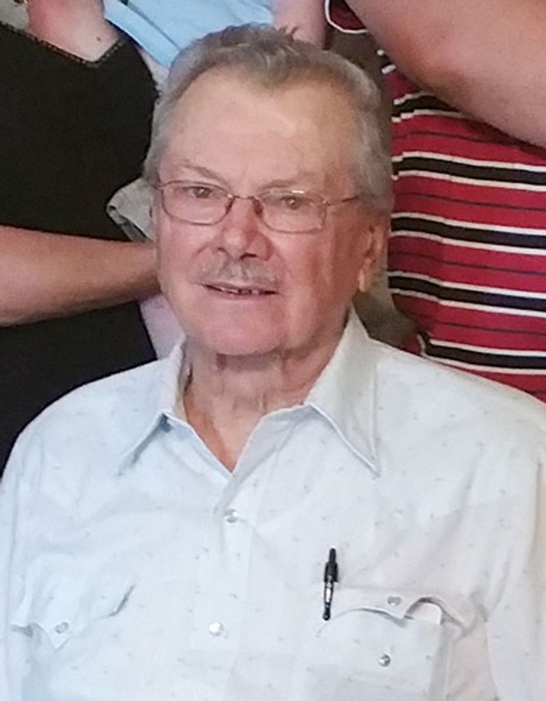 Robert K Znamenacek Profile Photo