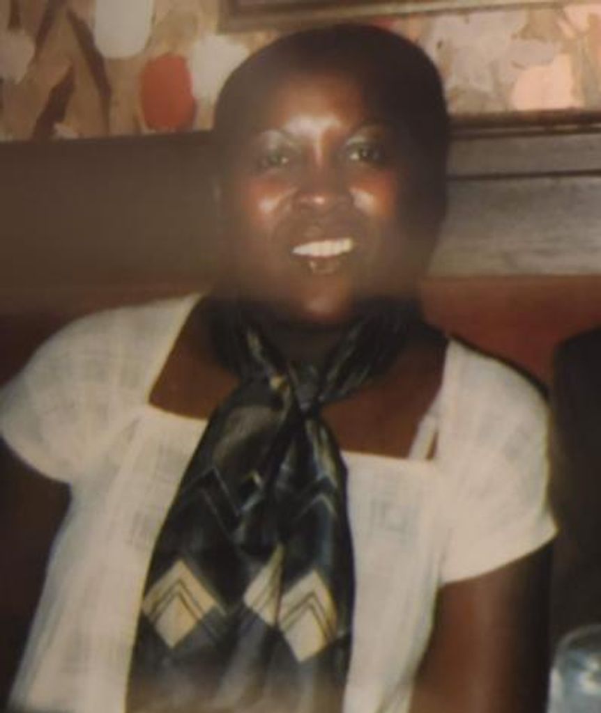 Lorraine Green Profile Photo