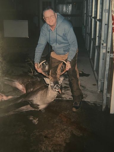 Ray E Early photo gallery thumbnail 9 of 74