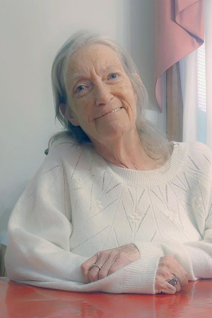 Eileen Rose Luciani Profile Photo