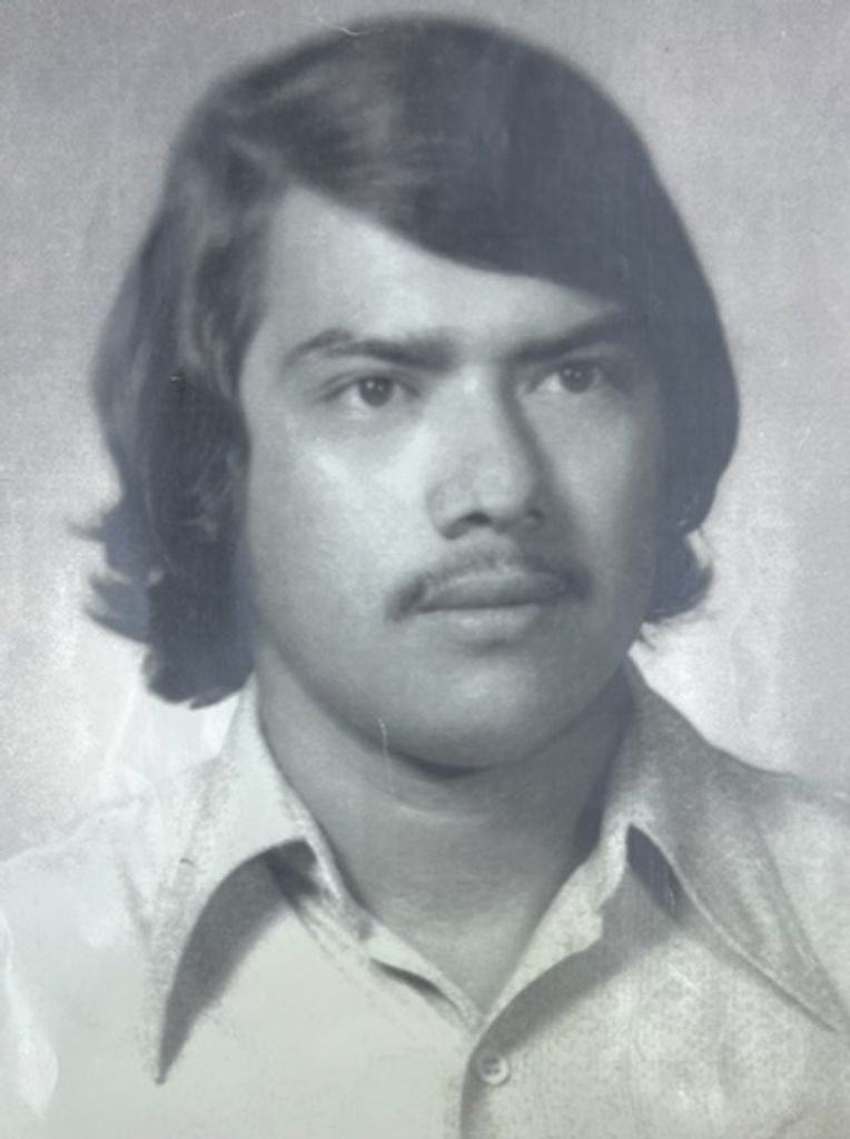 Alberto Mendez-Salazar Profile Photo