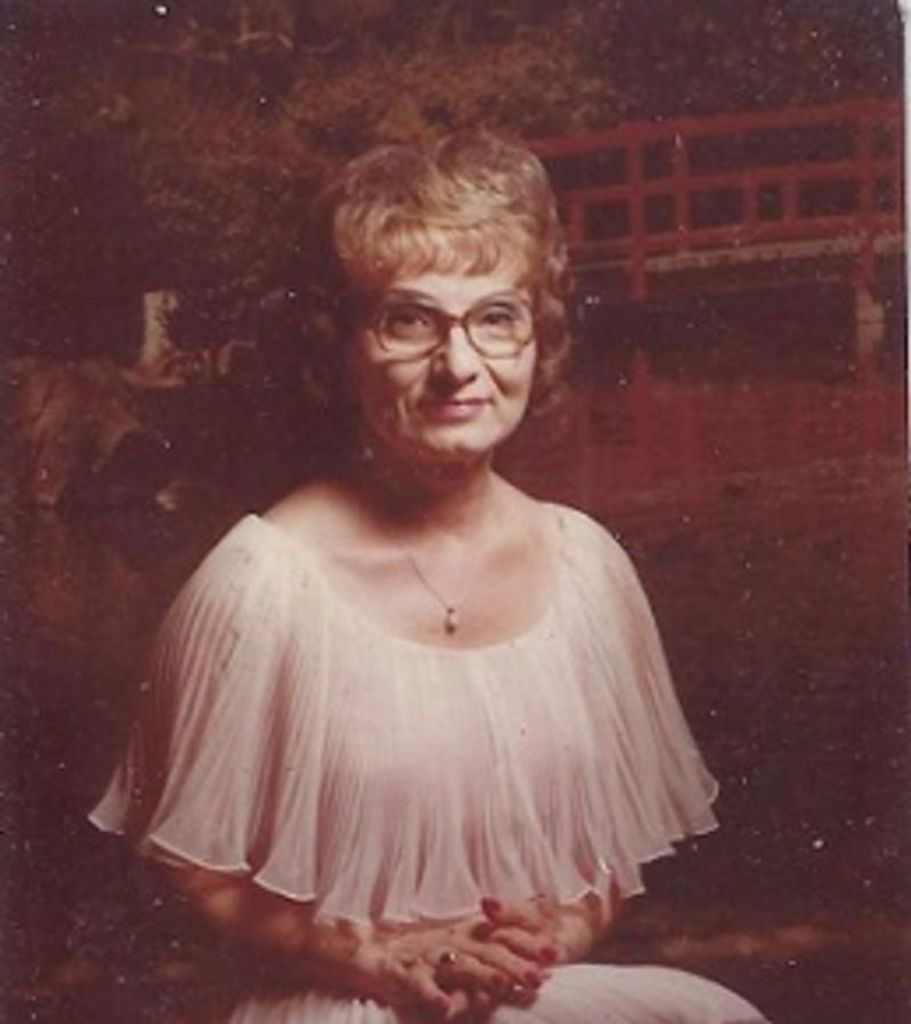 Lela Selean Carnell Profile Photo