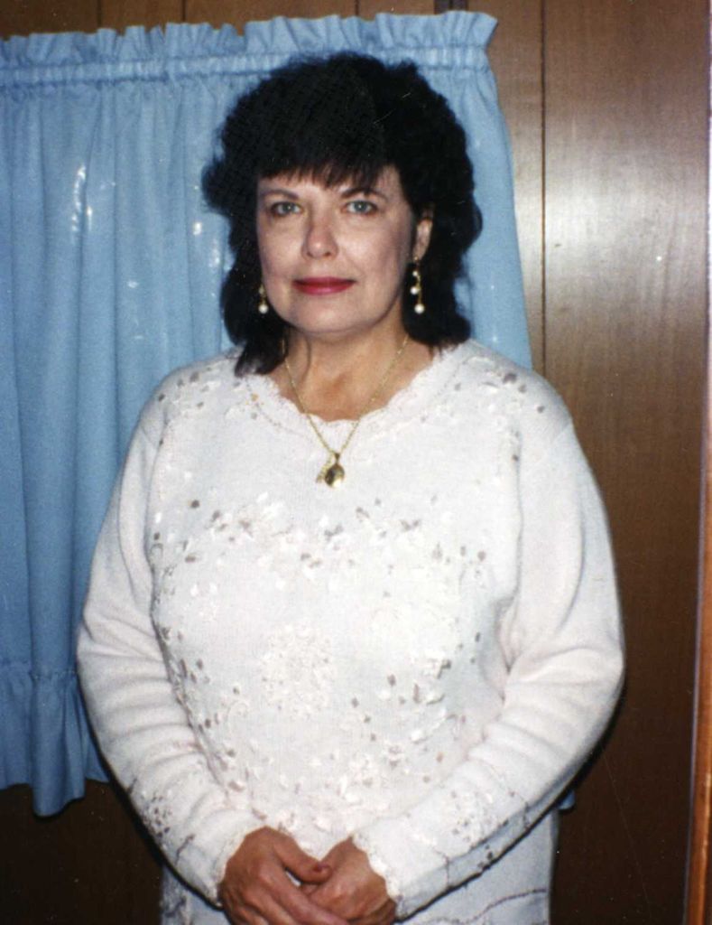 Rosemarie  Sally Holcomb