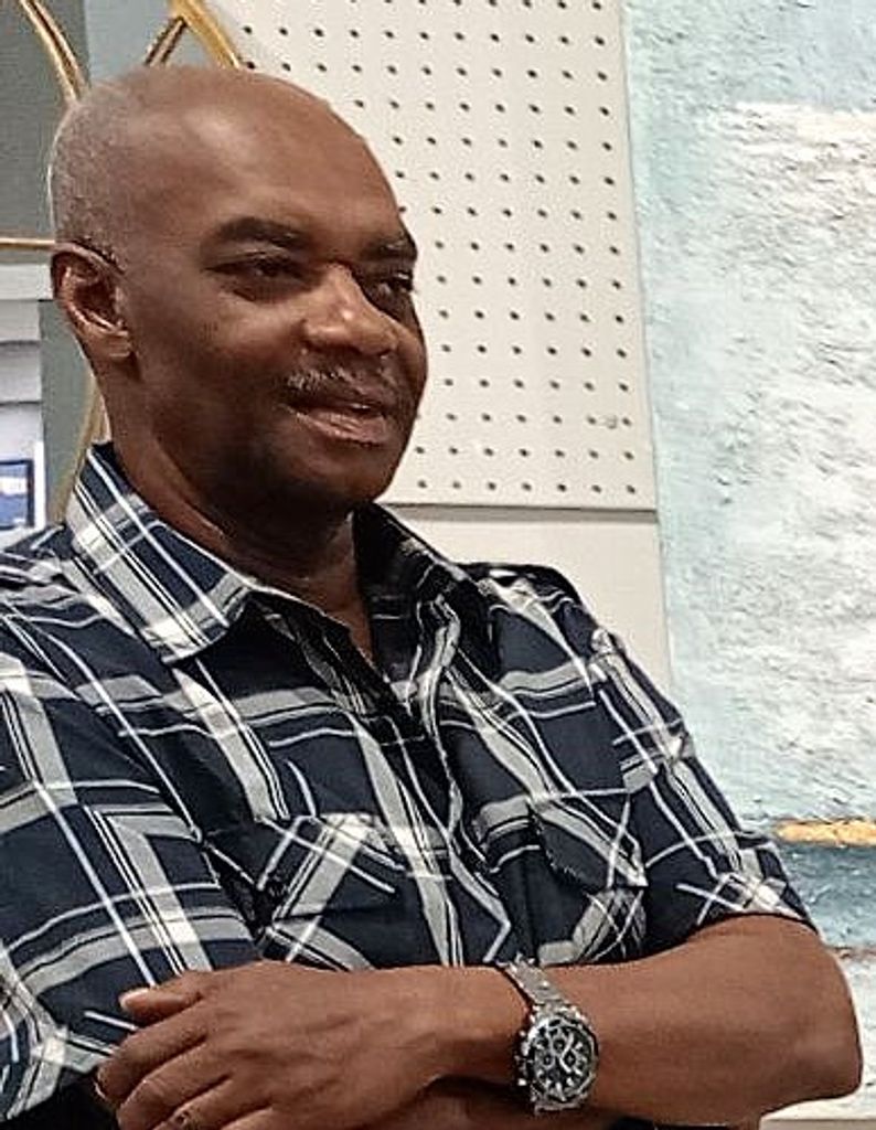 Clarence  ( Chuck ) Rush Jr