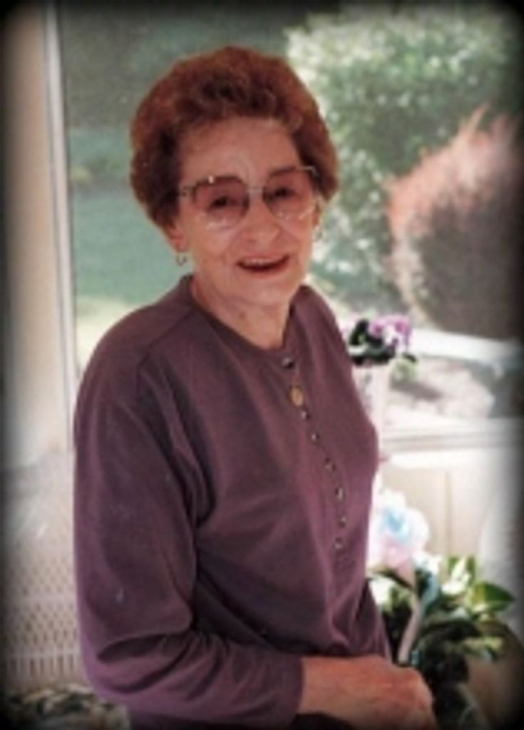 Betty Louise Akin