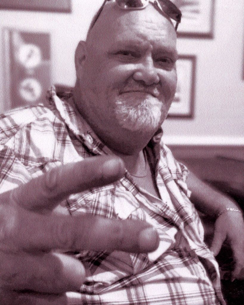 Leslie "Les" Luebke