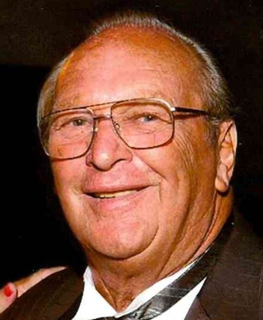 RICHARD J KOVACH Profile Photo