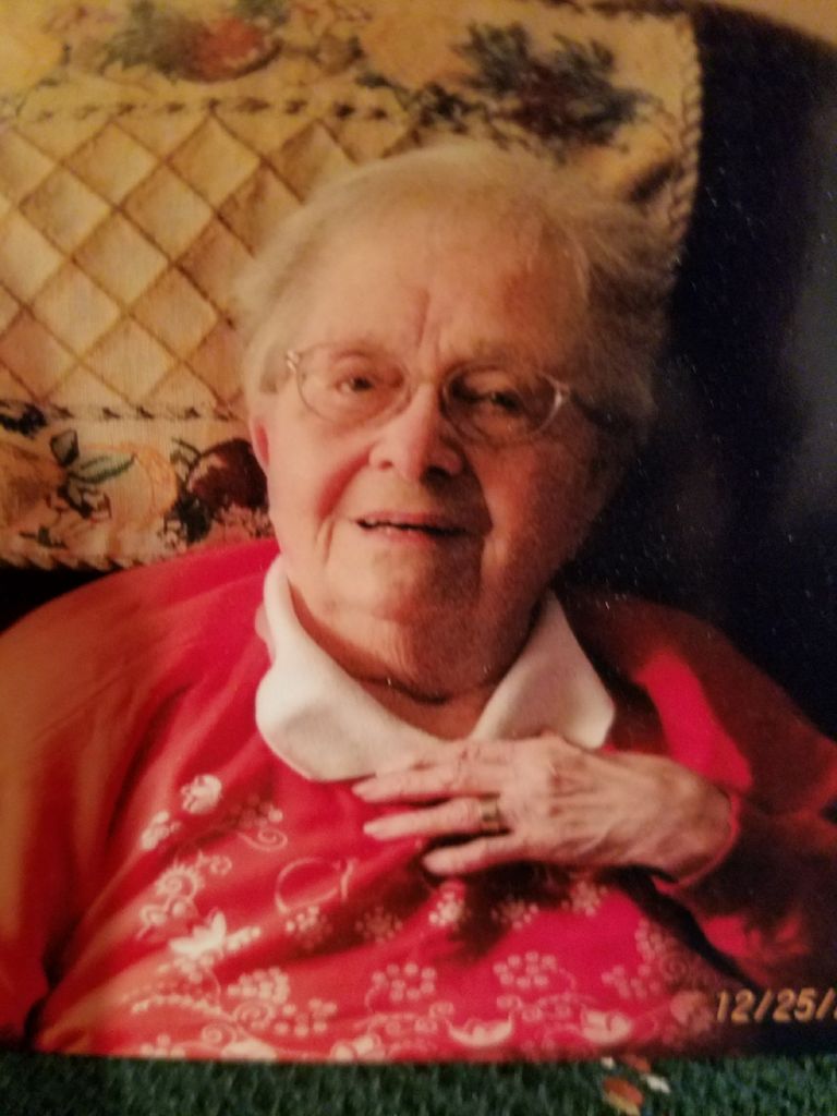 Vivienne W. Yaggi